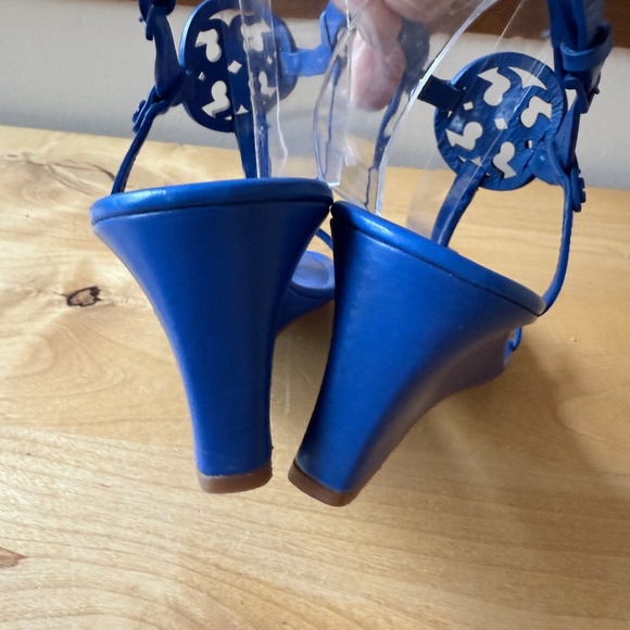 TORY BURCH MILLER WEDGE SANDALS DOUBLE T LOGO T STRAP LEATHER SLINGBACK BLUE 10 - Picture 10 of 12